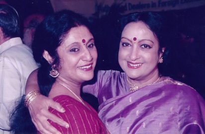 Art & Dance Festival-2001 – Chithra Visweswaran & Dr.Padma Subrahmanyam during the inaugural function of 47th Art & Dance Festival