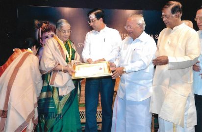 Gokulashtami Sangeetha Utsavam- 11.08.12- ‘Aacharya Choodamani’ award was presented to Alamelu Mani by V.Shankarm President Sri Shanmukhananda Fine arts & Sangeetha Sabha.Dr.Nalli. Y.Prabhu and T.R.Subramaniam look on.
