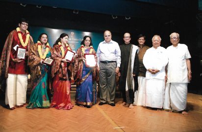 Yagnaraman July Fest-05.07.2015- G.Srinivasan conferring the title “ Yagnaraman Living Legend Award : on Dr.Yamini Krishnamurti and “Yagnaraman Award of Excellemce on V.Anirudh Athreya, Subashri Ramachandran and Lakshmi Gopalaswamy.Prof.C.V.Chandrasekar, Y.Prabhu Dr.Nalli , & R.Venkateswaran are in the picture