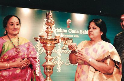 Yagnaraman July Fest-01.07.2015- Dr.Thangam Meganathan, Chairperson, Rajalakshmi Institutions inaugurates the Yagnaraman July Fest by lighting the Kuthuvilakku. Lakshmi Viswanathan look on