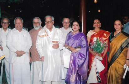 Smt.Priyadarsini Govind was conferred with “Nritya Choodamani” by Dr.Kapila Vatsyayan ,Scholar & Writer.Dr.Nalli Kuppuswami Chetti, Dr.padma Subrahmanyam, Ms.Leela Samson, Sri R.Yagnaraman are in the picture (12.12.2002)